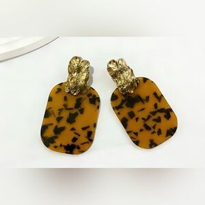 Gold & Tortoiseshell Drop Earrings - Fashion Jewelry